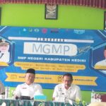 Rakor MKKS dan Pembukaan MGMP SMP Negeri Kabupaten Kediri Resmi Digelar, Kadisdik Tekankan Kolaborasi Wujudkan Pendidikan Bermutu