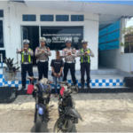 Akibat Mengemudi di Bawah Pengaruh Alkohol, Tersangka Kecelakaan Maut, Renaldus Putra Dadi Dilimpahkan ke Kejaksaan Negeri Ende.