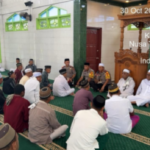 Sholat Jumat Keliling Polres Ende, Warga Sampaikan Keluhan Maraknya Penjualan Miras di Dolog dan Jalan A. Yani.